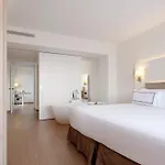 호텔 멜리아 4*