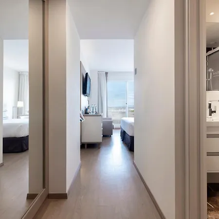 Meliá Hotel 4*